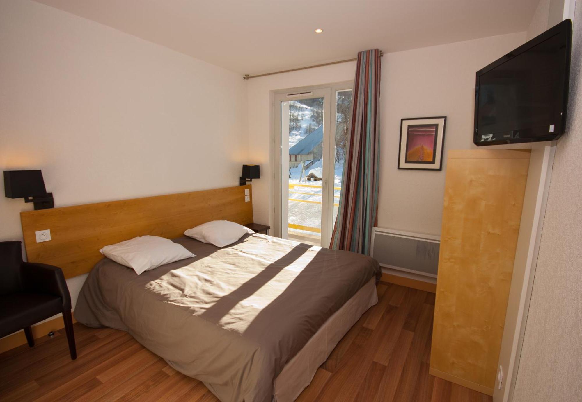 Hotel La Pulka Galibier -Neaclub Valloire Exterior foto